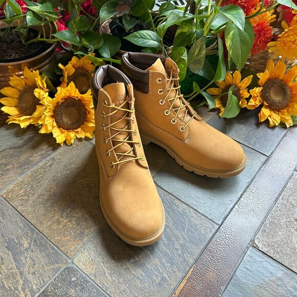 Timberland Classic 6-Inch Premium Suede Waterproof Boots (New) - Picture 1 of 12